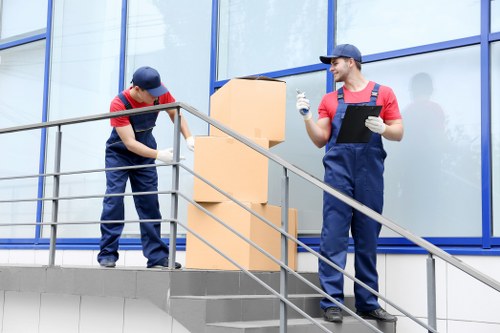 Packing and transport support for a commercial relocation in Fitzrovia